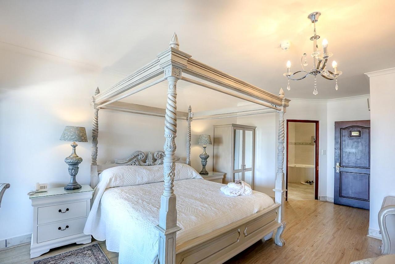 Misty Waves Boutique Hotel Hermanus Bagian luar foto